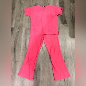 Cherokee Vivid Pink Scrub Set Small